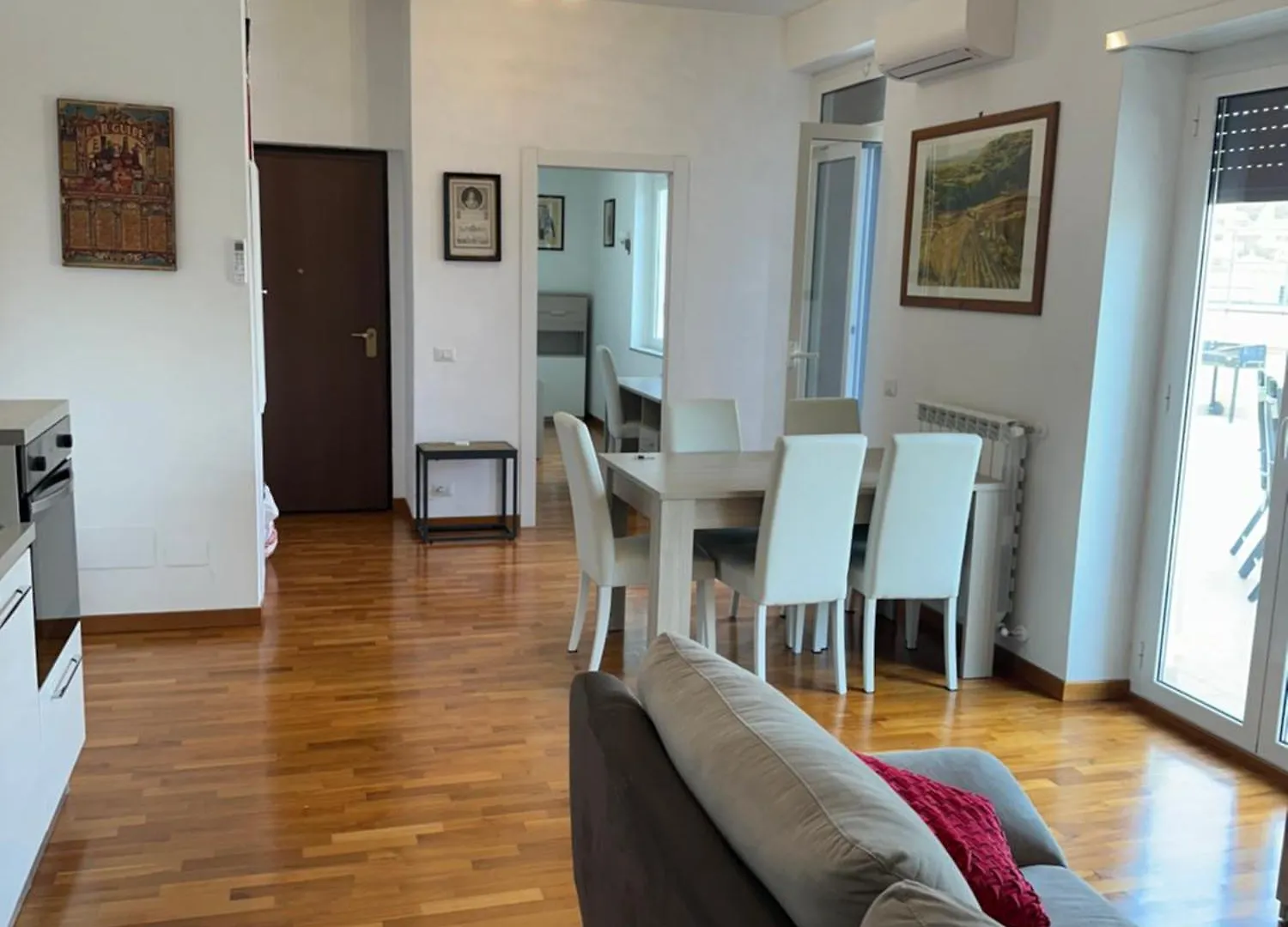Eagle Nest Villa Rome 0*,